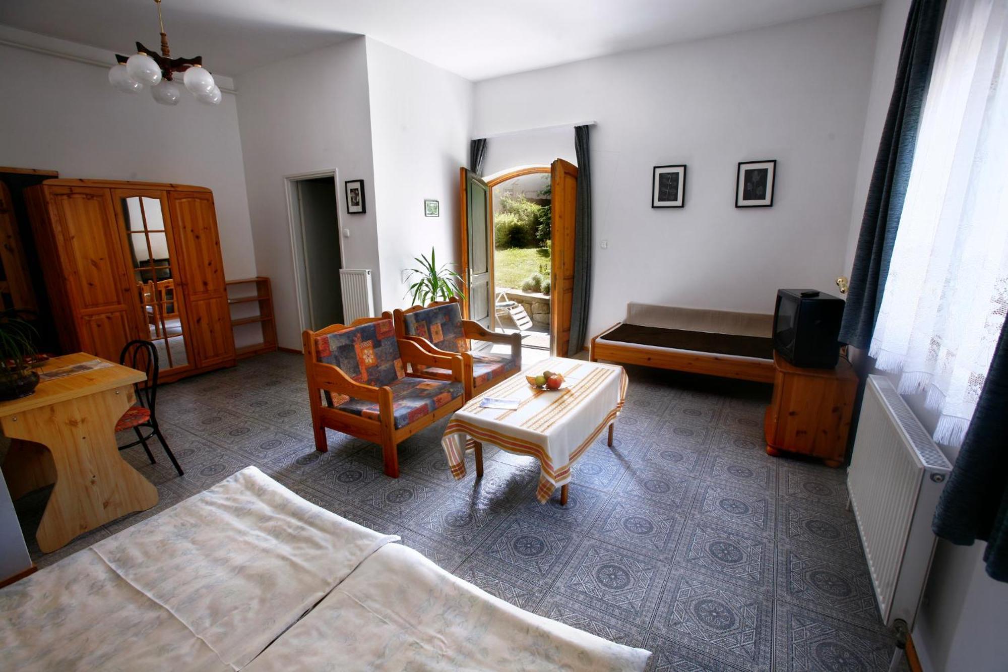 Hotel Keszi Panzio Budakeszi Esterno foto