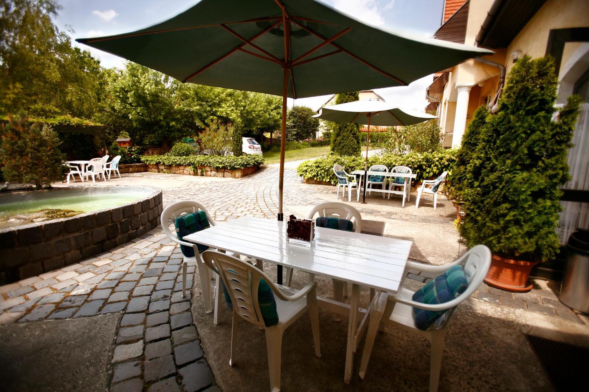 Hotel Keszi Panzio Budakeszi Esterno foto