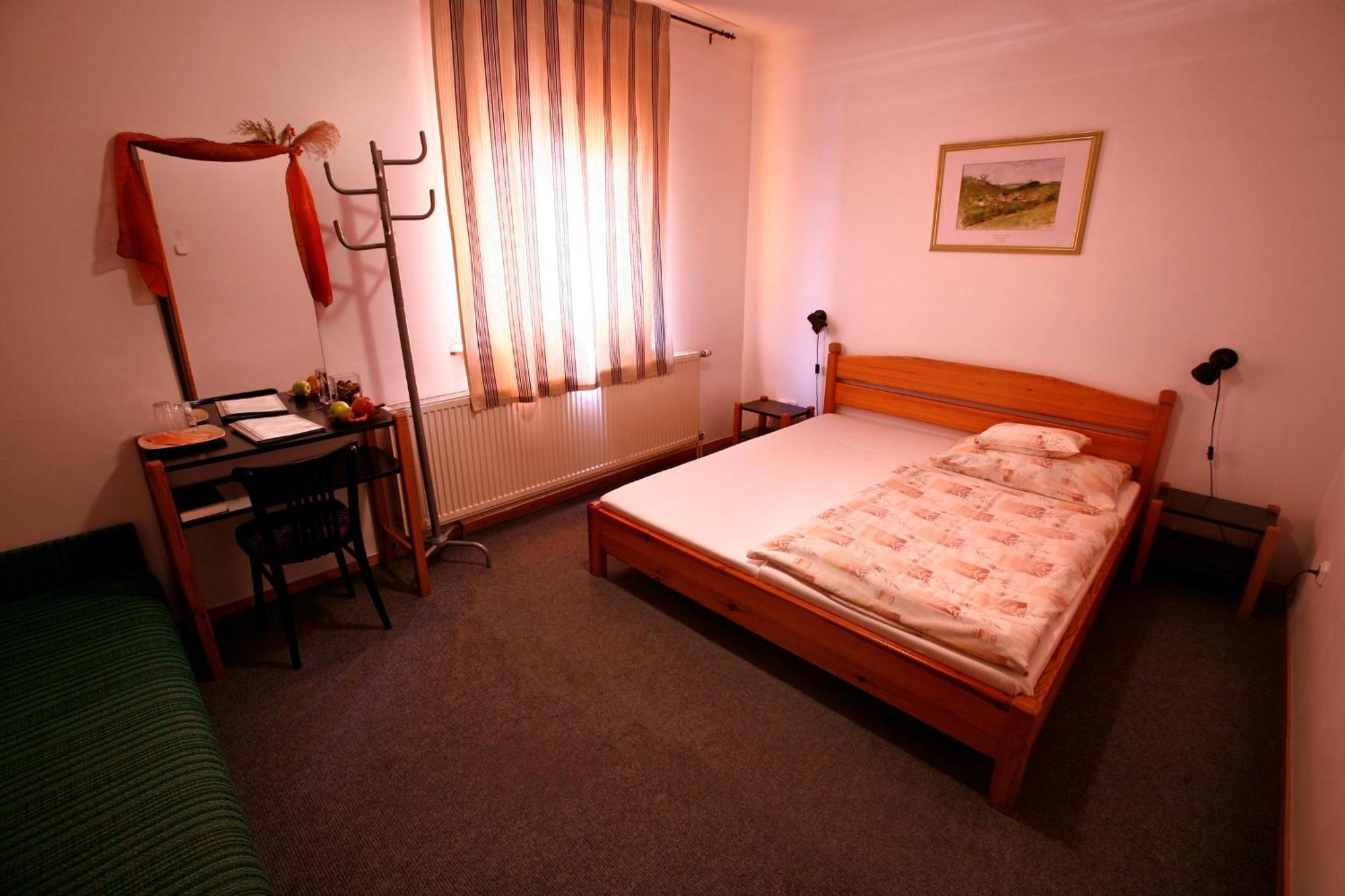 Hotel Keszi Panzio Budakeszi Esterno foto